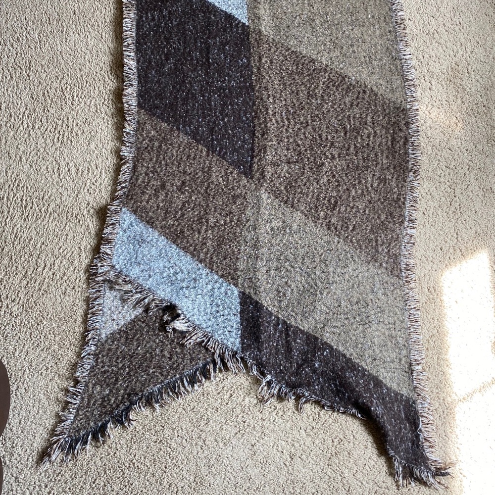 NWOT - Color Block Scarf